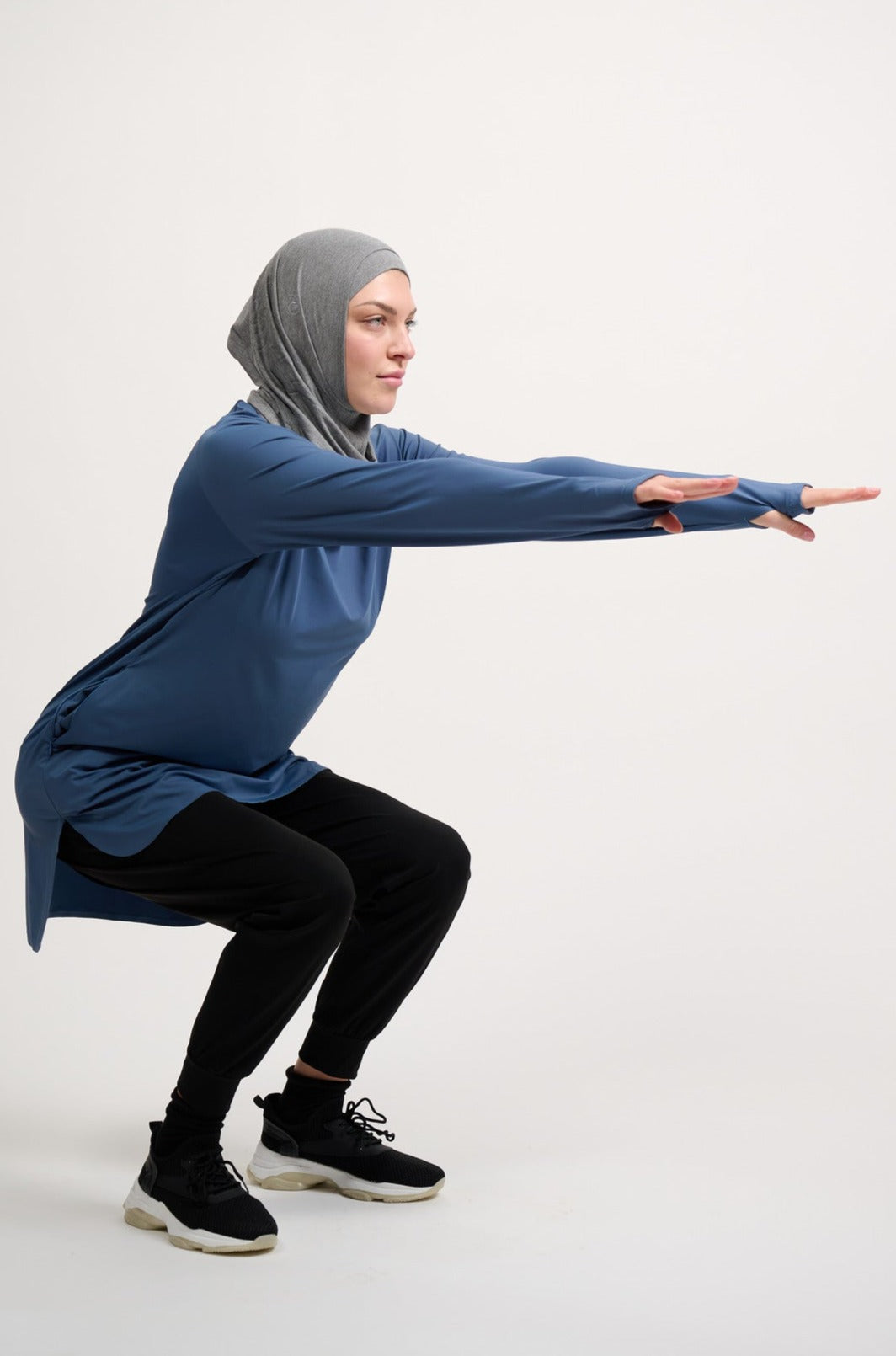 Performance Top - Dignitii, Best Modest Sportswear Tops