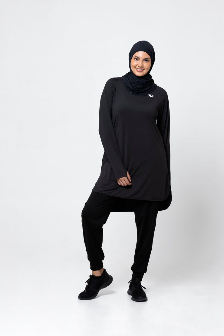 Loose fitting sportswear for women 