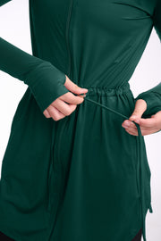 Modest sportswear with cintchable waist #color_emerald